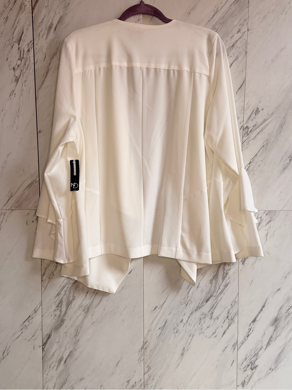 NWT New Directions Curvy Cream Draped Ruffle Sleeve Blazer 1X - Picture 6 of 7